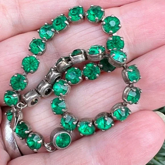 VINTAGE ART DECO STERLING SILVER EMERALD GREEN RHINESTONES TENNIS BRACELET